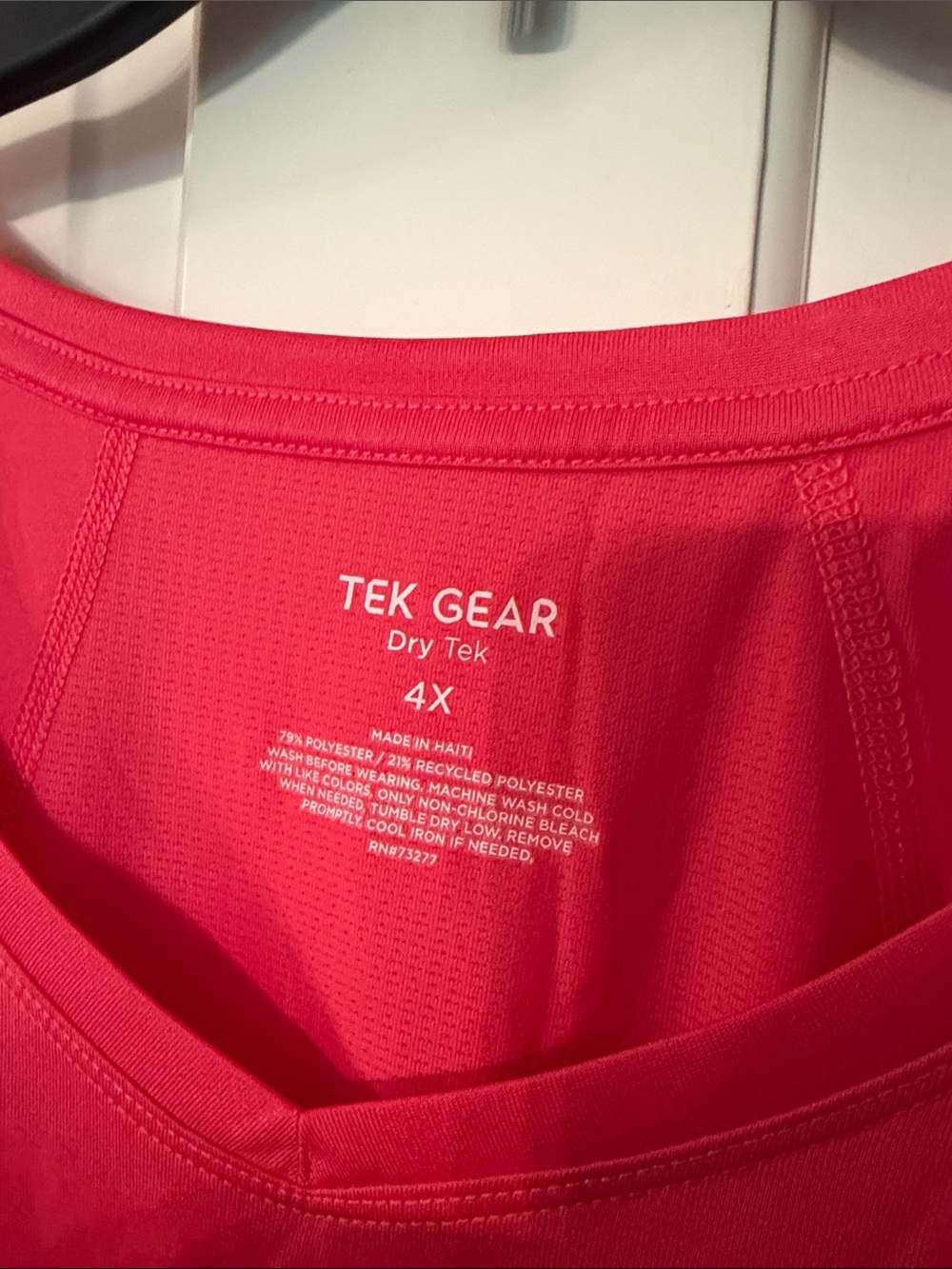 Quick dry workout tee 3X - Picture 2 of 6